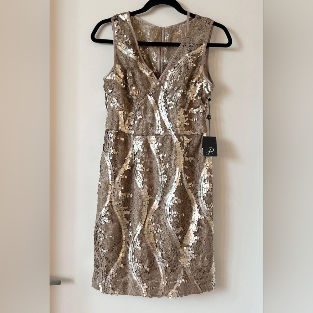 Adrianna Papell Gold Sequins Lace Sheath Cocktail Dress; brand new size 4